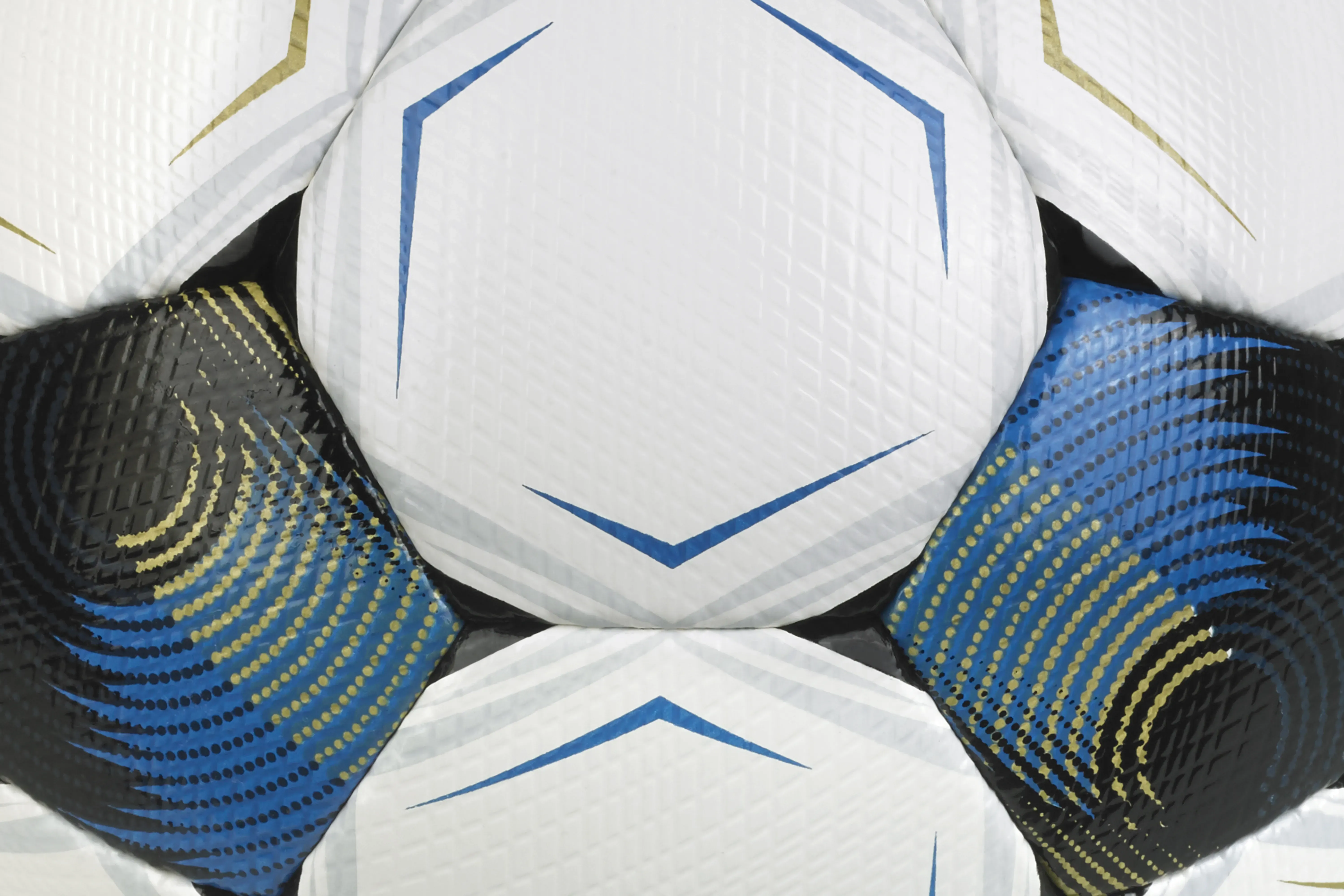 110057_white-blue_Super_v26_closeup FUTBOLO KAMUOLYS SELECT SUPER V26 FIFA QUALITY PRO 5 DYDIS