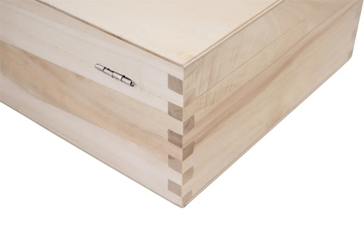 8965dfaee6859170a79a2fea90e189fa023732e3 Petankės rinkinys 6 rutuliai 720gr. medinėje dėžutėje