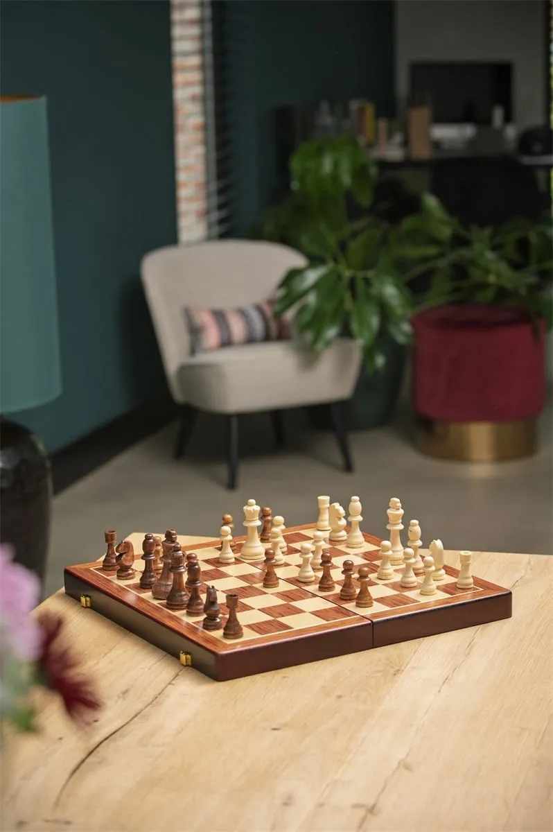 8cce9c8e2925966452665b9f3f9ab6da63f838cd Medinis sulankstomas šachmatų rinkinys, uosio mediena, 45.5 x 45.5 x 6.8 cm