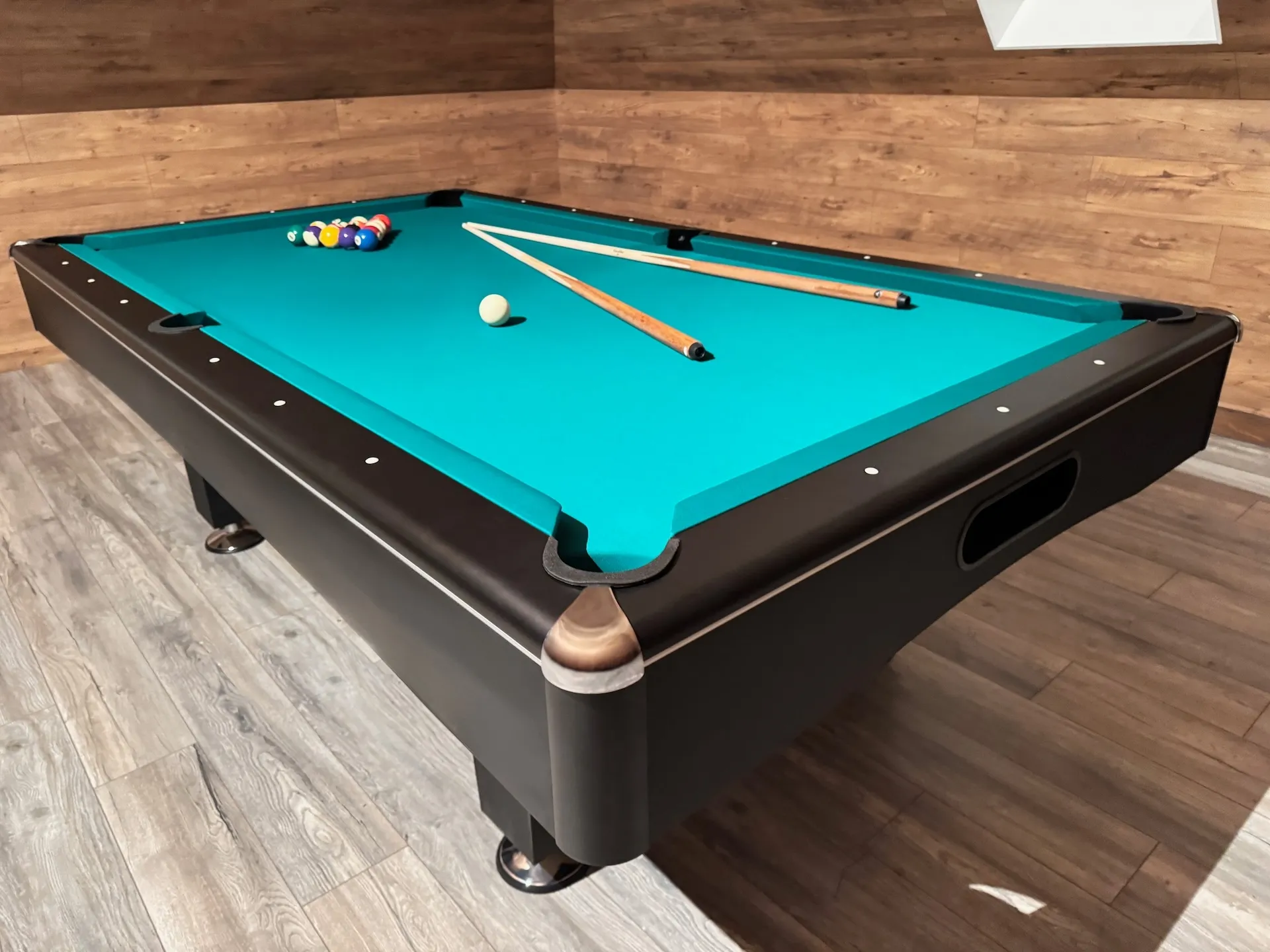 Pulo stalas Bilaro Eliminator II 8 pėdų, juodos spalvos