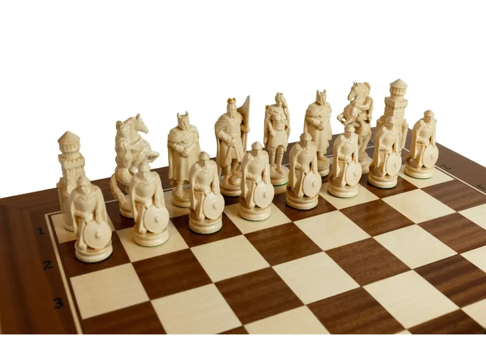 dsc1631-edit-2 Šachmatai Knight 645x323x80mm, karalius 125mm