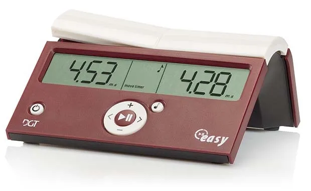 elektroninis_sachmatu_laikrodis Elektroninis šachmatų laikrodis DGT crimson cruz