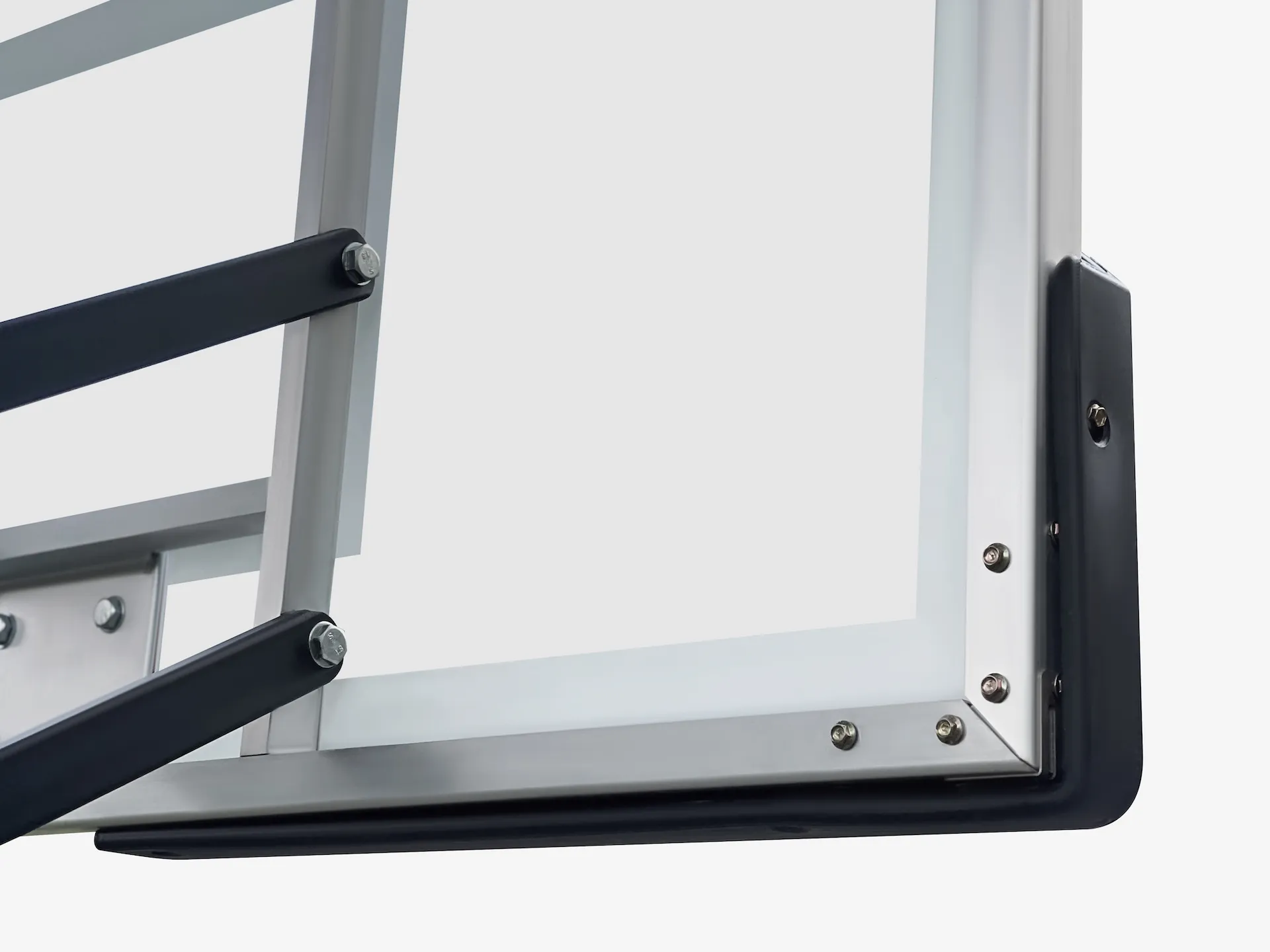 ibetonuojamas_krepsinio_stovas_b-sport_fortus_ground_mounted_basketball_stand_5_2 Įbetonuojamas krepšinio stovas Bilaro Fortus 136x80cm, 8mm grūdintas stiklas