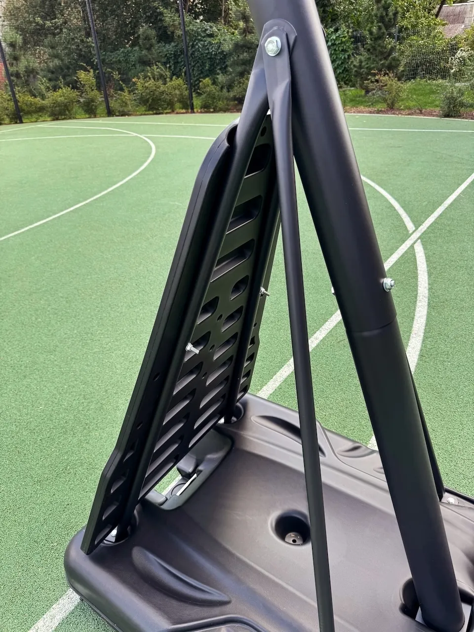 mobilus_krepsinio_stovas_houston_class_mobile_basketball_stand_houston_class_18 Mobilus krepšinio stovas Bilaro Houston Class 130x80cm, 6mm grūdintas stiklas