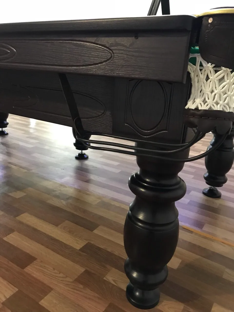 Rusiško biliardo stalas Elegant 7' pėdų (230x130cm) žalias audinys, su komplektacija