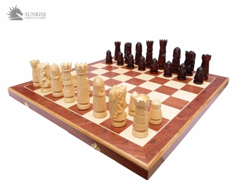 Šachmatai Castle 560x280x70mm, karalius 120mm