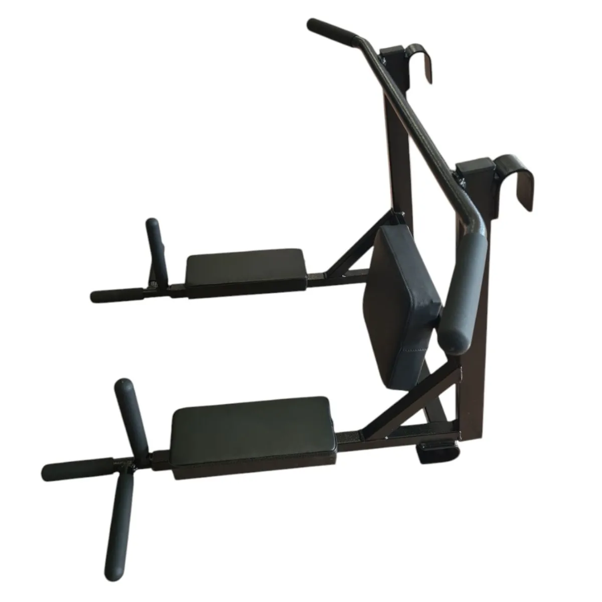 skersinis_vartomas Skersinis su lygiagretėmis (ant gimnastikos sienelės)